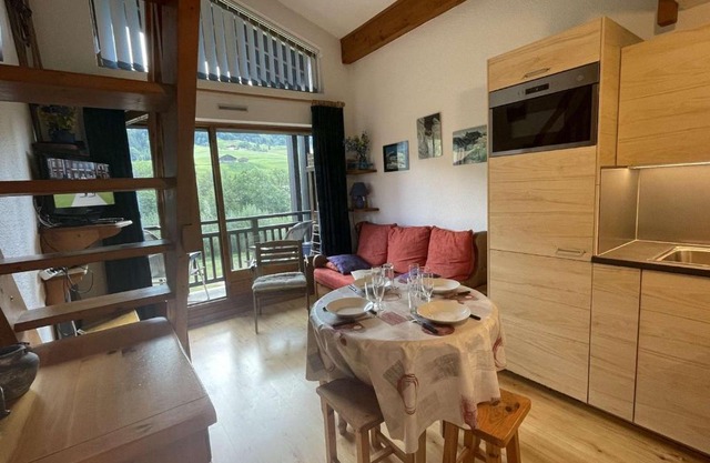 Charmant appartement à Praz Sur Arly - 5 personnes, parking et casier à ski - FR-1-603-13