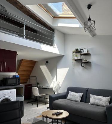 Charmant Duplex en Centre-ville Proche du Puy-du-fouu