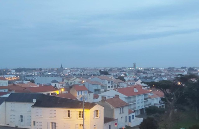 Charmant studio refait à neuf avec splendide vue Port - Saint Gilles Croix de Vie