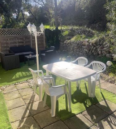 Charmant logement avec jardin privatif à la campagne