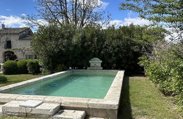 Charmant Mas Contemporain Avec Piscine Proche des Alpilles