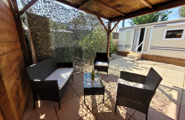 Charmant mobil home 2 à 4 personnes camping1* Les arbouses