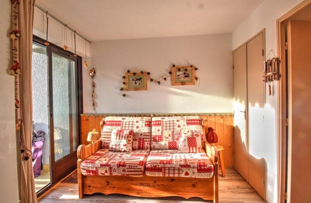 Charmant studio à Morzine - 4 pers, 19m², proche navettes gratuites pour Avoriaz, balcon, parking - FR-1-524-122