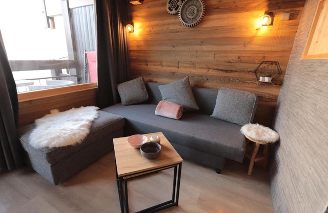 Charmant studio 2 personnes, rénové, vue sur le lac du Chevril