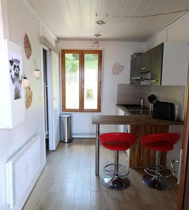 Charmant studio dans vieux village