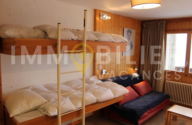 Charmant studio pour 2 personnes situé au premier sous-sol de la résidence Soleil 2000 B à Chandolin