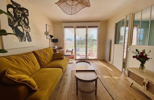 Charmant T2 moderne près du port de La Teste avec parking, balcon et Wi-Fi - FR-1-474-240