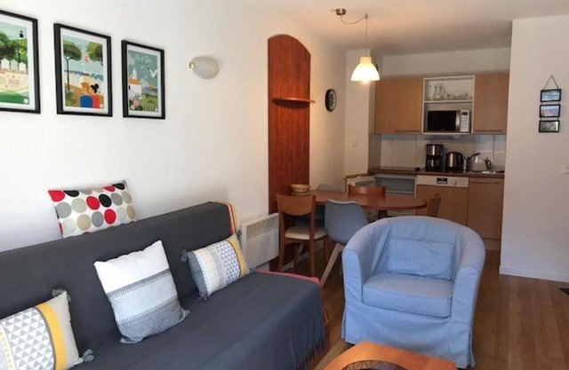 Charmant T2 pour 4 pers. avec piscine, fitness et terrasse au pied des pistes - Bagnères-de-Bigorre - FR-1-404-266