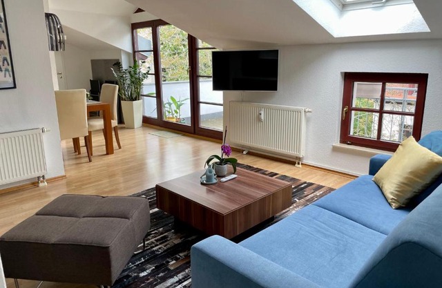Charmante Dachgeschoss Wohnung