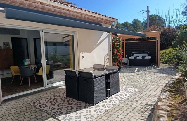 Charmante Maison de Vacances T3 Terrasse, Jardin et Jacuzzi