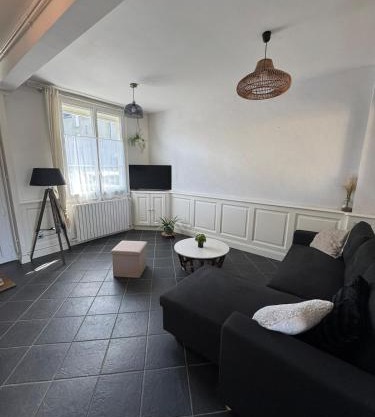 Charmante petite maison en plein centre-ville