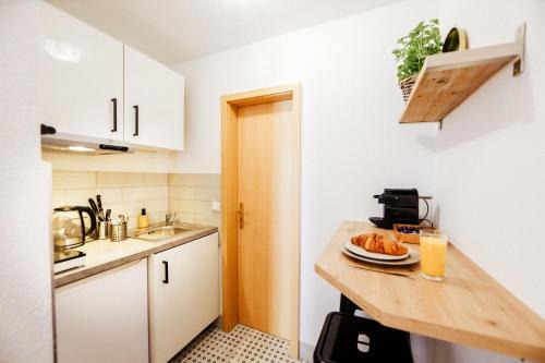 Charmante Wohnung, ruhig - nahe S-Bahn - salt apartments