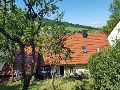 Charmantes Ferienhaus mit Naturgarten, cleaning included