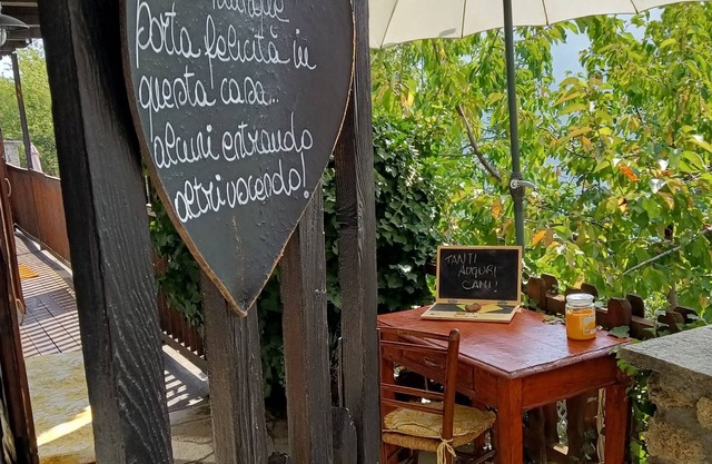 lujo ENCANTO EN JAUNE