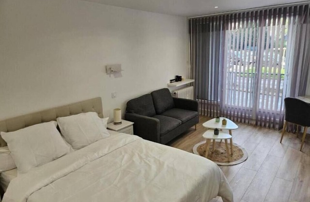 Charmful Modern Studio