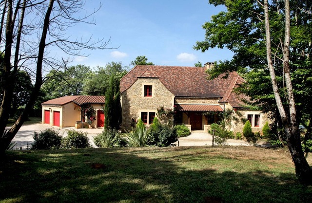 Hermoso entorno rural, a 12 km de Sarlat, las cuevas Domme Lascaux, fois grois.