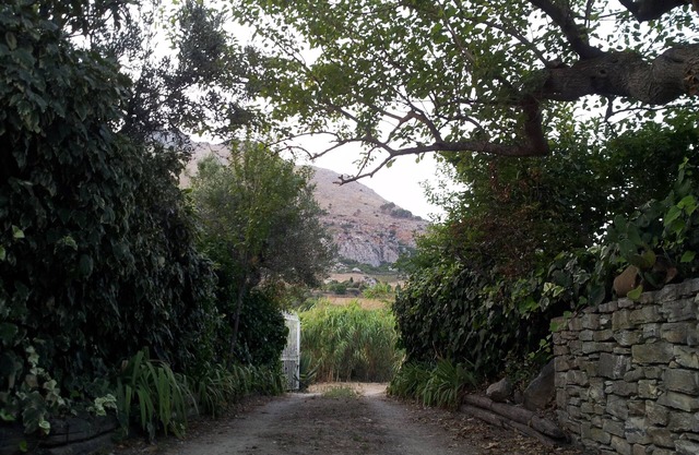 Espléndida villa rural rodeada de vegetación, a pocos minutos de Scopello.