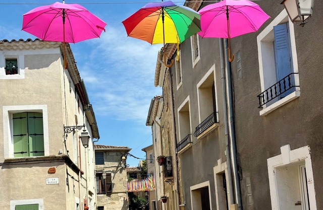 Charming 1-bedroom 1.5 bathroom house in enchanting Pomérols with AC and 2nd bed
