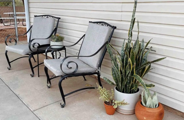 Charming 1 bedroom/1 bathroom private casita w/AC & WiFi in tranquil Leeds, UT