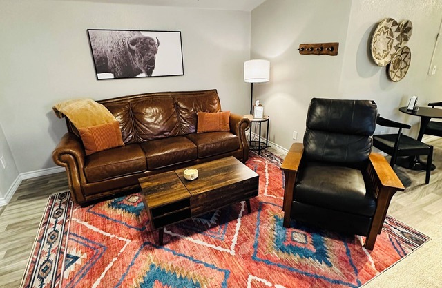 Charming 1 bedroom 1 bath apartment with AC and WiFi