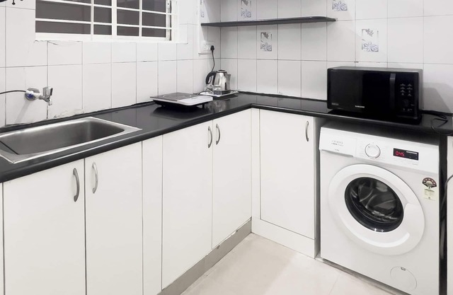 Charming 1-bedroom apartment with AC and WiFi in Electronic City