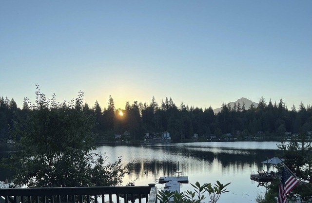 Charming 1-bedroom cabin in Snohomish