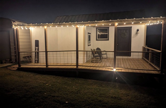 Charming 1-bedroom house heat AC, WiFi in lovely Tuttle / Bridge Creek Oklahoma