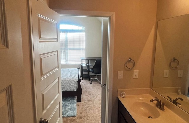 Charming 1-bedroom minutes away from Fort Eisenhower!