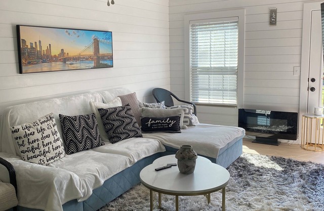 Charming 1-bedroom apartment in the entrance to the National Cherokee Park