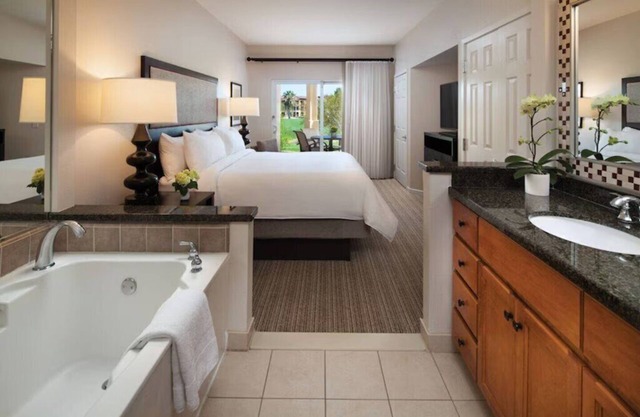 Charming 1-bedroom villa in Palm Desert. Close to Coachella Music Festival