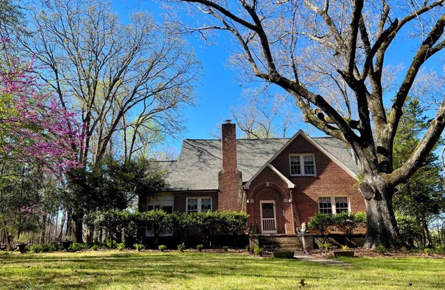 Charming 1930's English cottage with historic ambiance on three private acres
