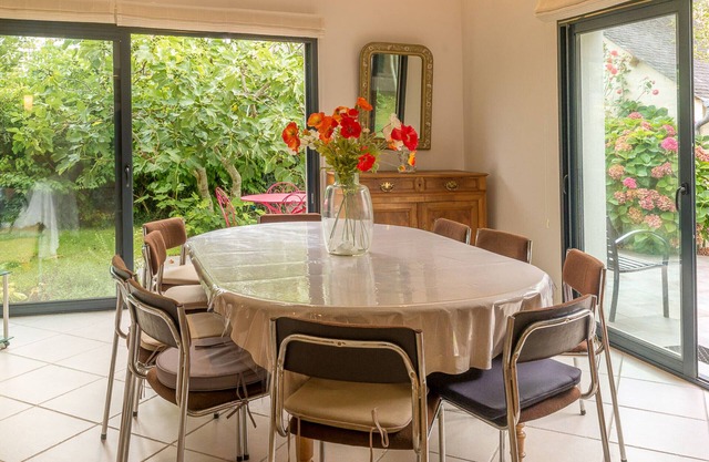 Casa familiar renovada cerca de calas y en pleno centro, capacidad hasta 10 personas