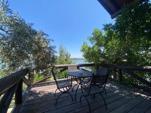 Charming 1BR Stone House with Lake View