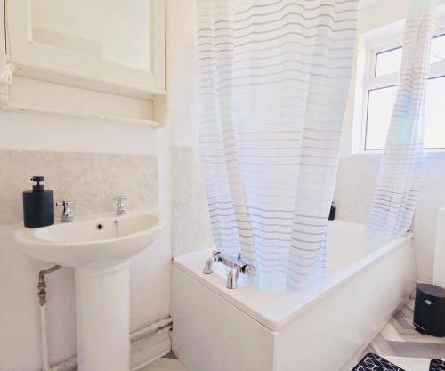 Charming 2-Bed Cottage Between Canterbury & Dover