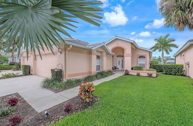 Charming 2-bedroom villa with WiFi, fitness room in lovely Bonita Springs