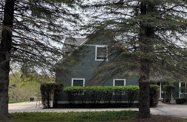 Charming 2-bedroom townhome with WiFi, AC in Harbor Springs