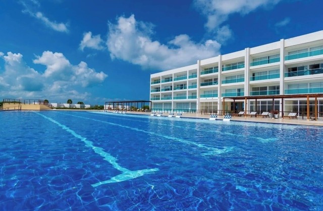 Charming 2-bedroom house in Puerto Velero with WiFi, fitness room, AC
