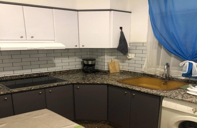 Charming 2-bedroom apartment with AC, WiFi in welcoming València