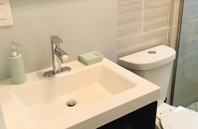 Charming 2-bedroom apartment near BC, BU, Harvard, T and more