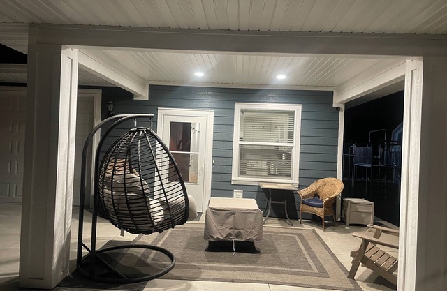 Charming 2-bedroom backyard apartment in gorgeous Ogden with WiFi,