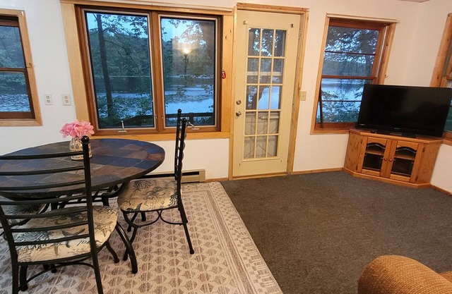 Charming 2-bedroom cabin, offering AC and WiFi for a delightful stay.