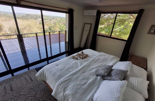 Casa vacacional familiar, cerca de playa totalmente privada