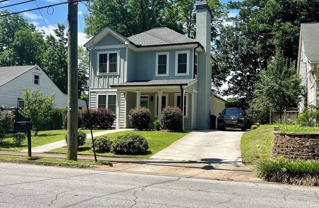 Charming 2-bedroom house in fantastic Atlanta with WiFi, AC