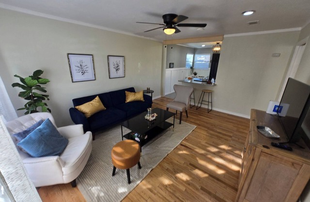 Charming 2-bedroom house in Lubbock TX, Walking Distance from Texas Tech
