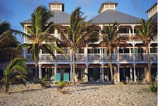 Charming 2-bedroom ocean front townhome