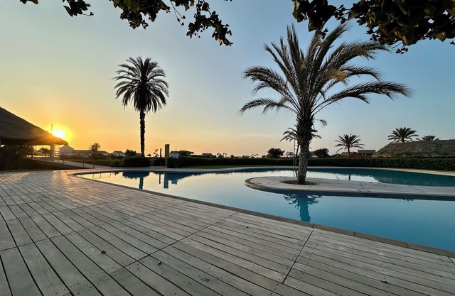 Charming 2-bedroom cottage in Warm Chincha with WiFi and Pool