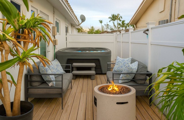 Charming 2-bedroom house with AC, WiFi in marvelous Dania Beach
