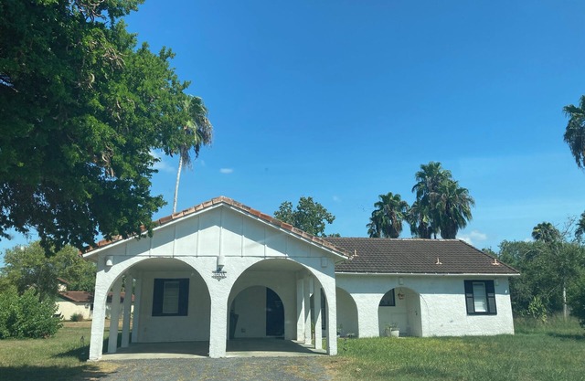 Charming 2-bedroom house with AC in Rancho Viejo