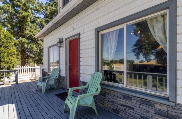 Charming 2-bedroom house in beautiful Walla Walla with WiFi, AC