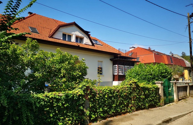 Charming 2-bedroom villa in phenomenal Samobor with WiFi, AC